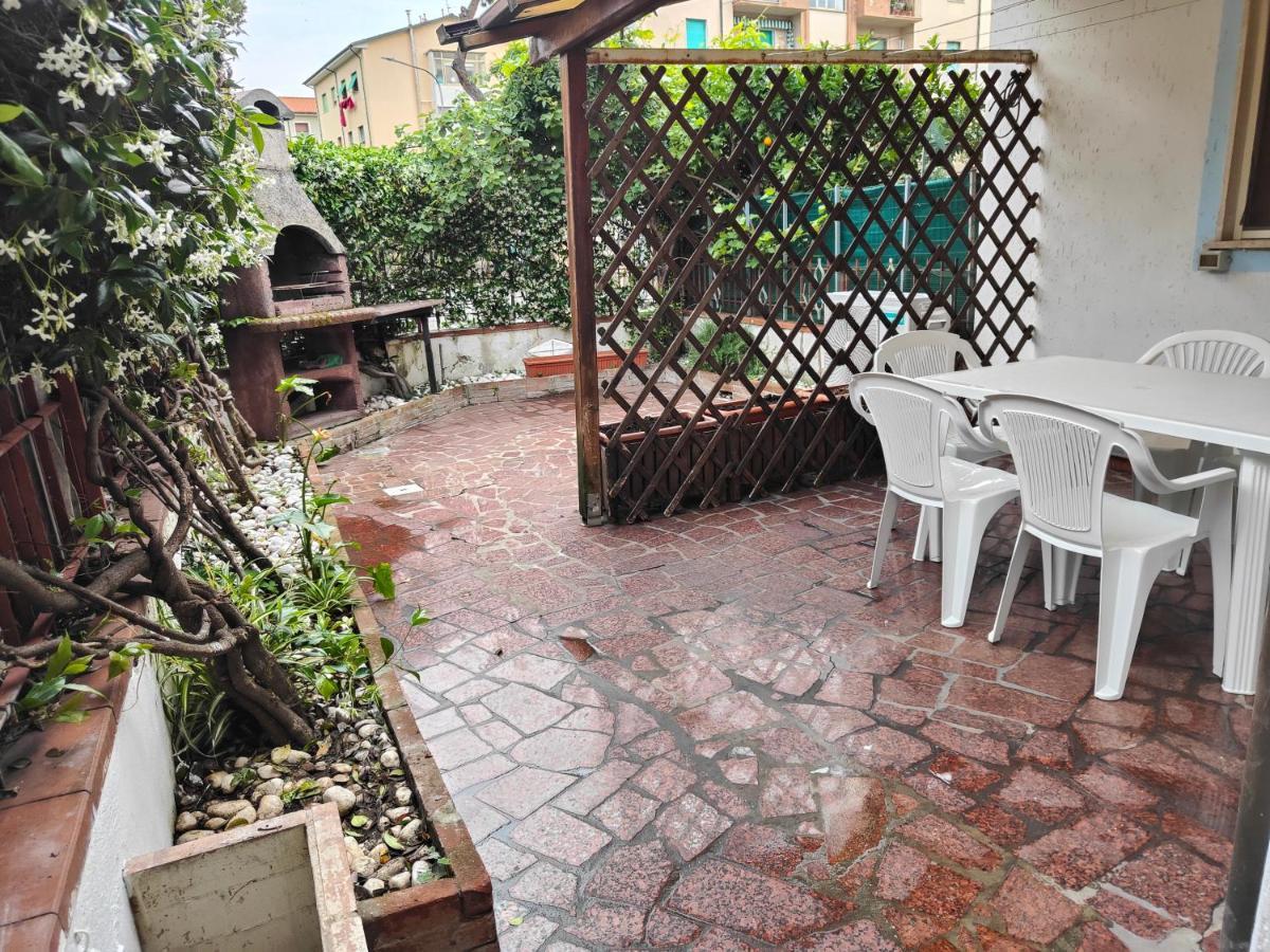 Ferienwohnung L'Appoggio Perfetto Viareggio Exterior foto